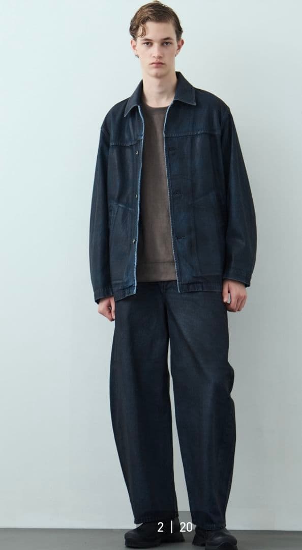 【値下げ可能】ユナイテッドトウキョウ　コーティングデニムバレルパンツ　ブルー