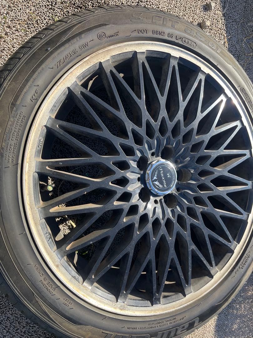 ロクサーニ パヴォーネ 18インチタイヤホイール4本セット中古