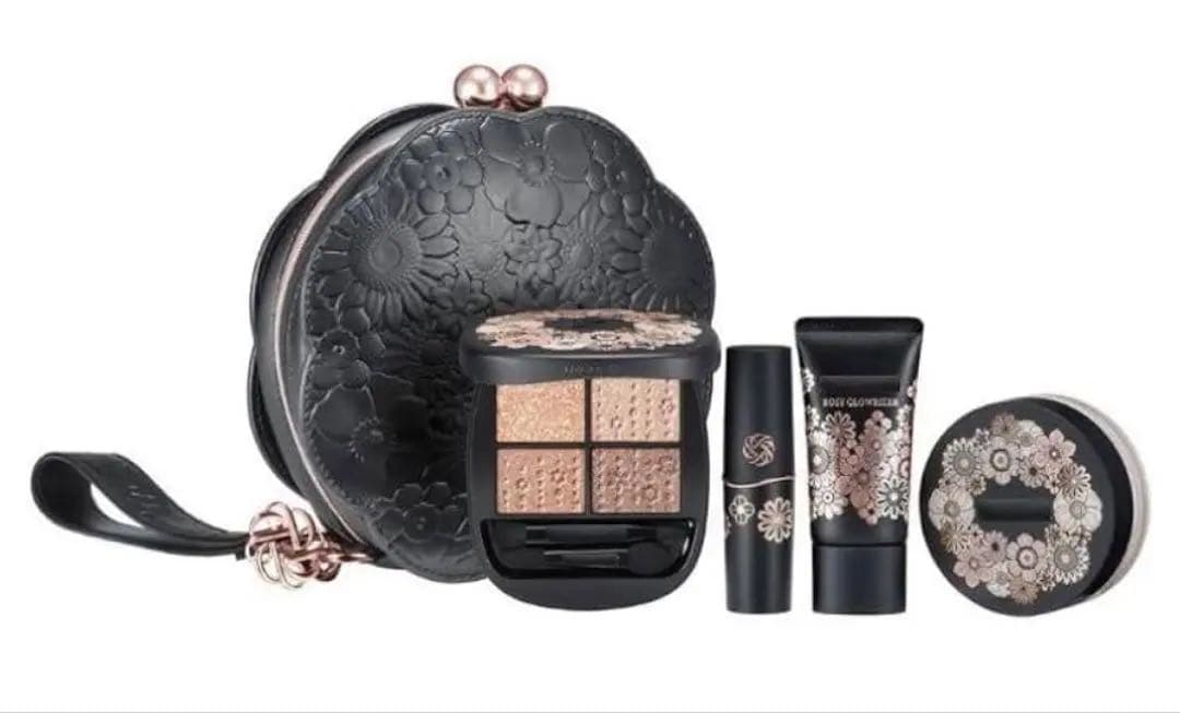 コスメデコルテ　ホリデーコフレ　2025 エターナルブルームコレクション