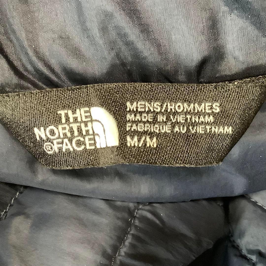 ○美品 ノースフェイス 中綿ベスト THERMOBALL 刺繍ロゴ ネイビー L