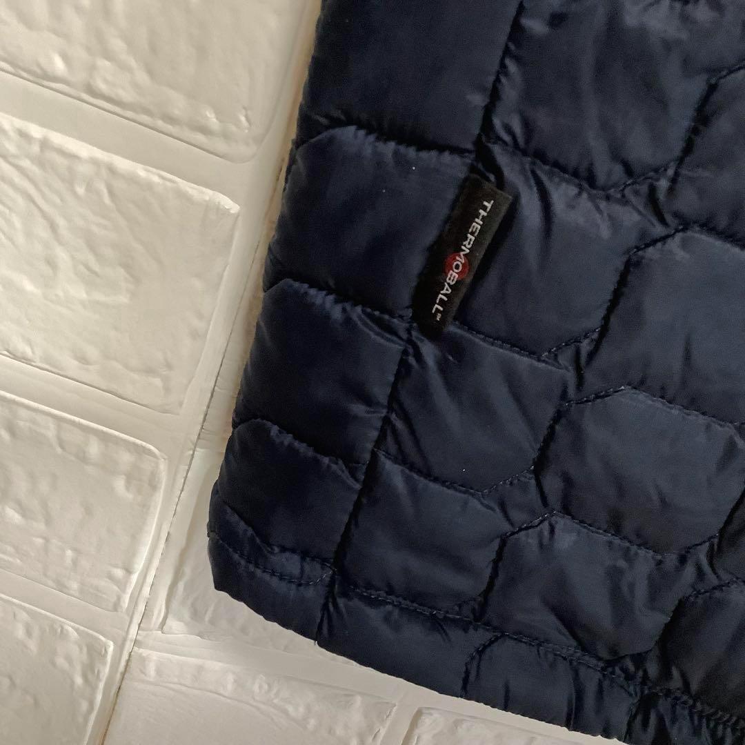 ○美品 ノースフェイス 中綿ベスト THERMOBALL 刺繍ロゴ ネイビー L