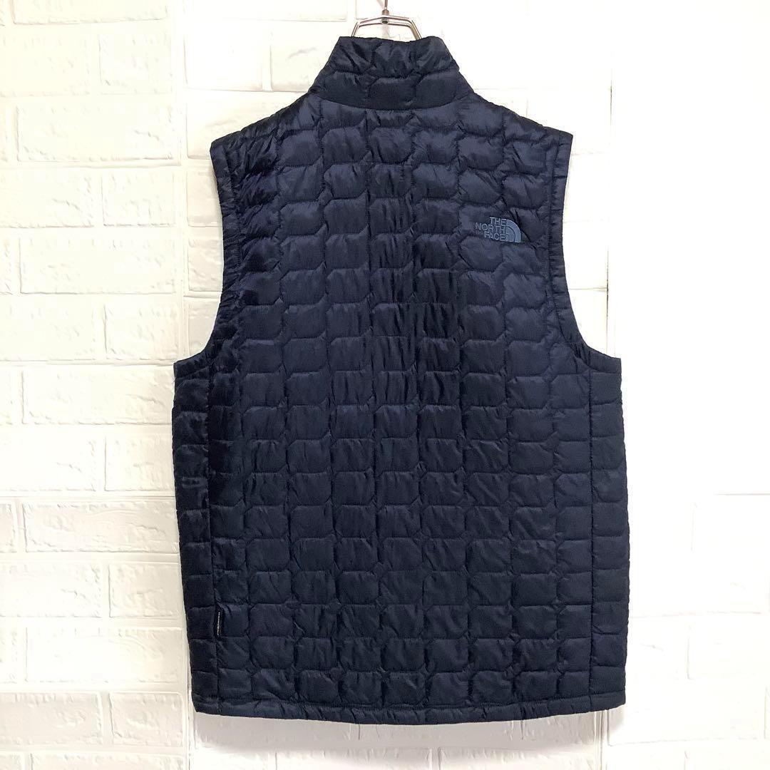 ○美品 ノースフェイス 中綿ベスト THERMOBALL 刺繍ロゴ ネイビー L