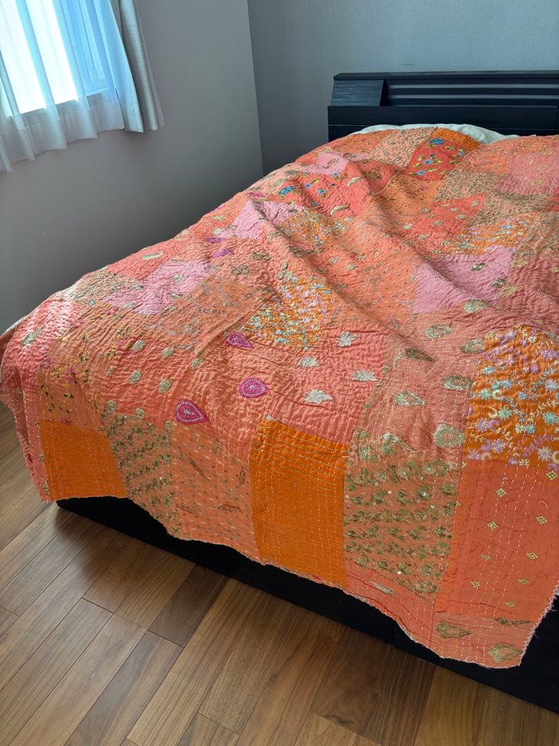 ラリーキルト　インド刺繍　カンタキルト　ヴィンテージ　パッチワーク　マルチカバー