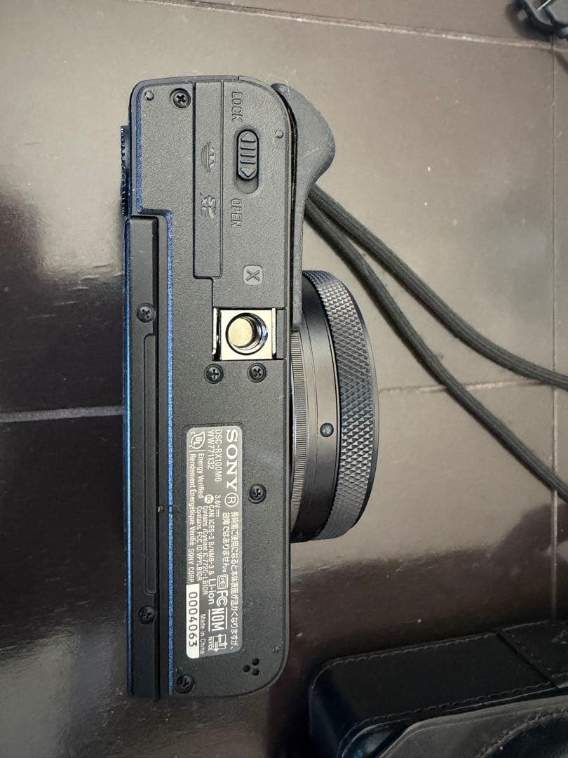 F*U様 SONY Cyber-shot 4Kデジタルカメラ　本革ケース付