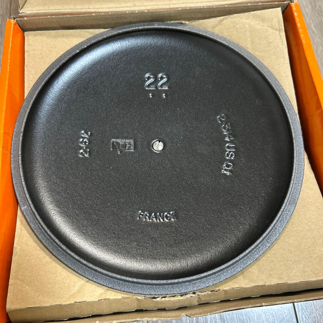 LE CREUSET ポケモンデザイン鍋 2.4L ポケモンマルミット22cm