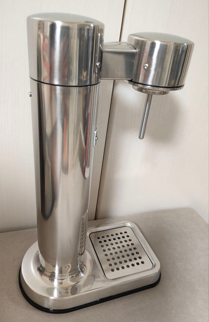 aarke アールケ カーボネーター3 スチールシルバー 交換用シリンダー2本付