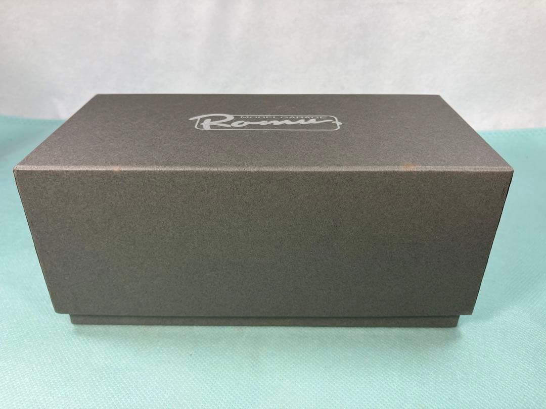 ロム　ＧＴ　Ｓｐｉｒｉｔｓ　アストン・マーティン　ＤＢＲ９　ロードカー　シルバー