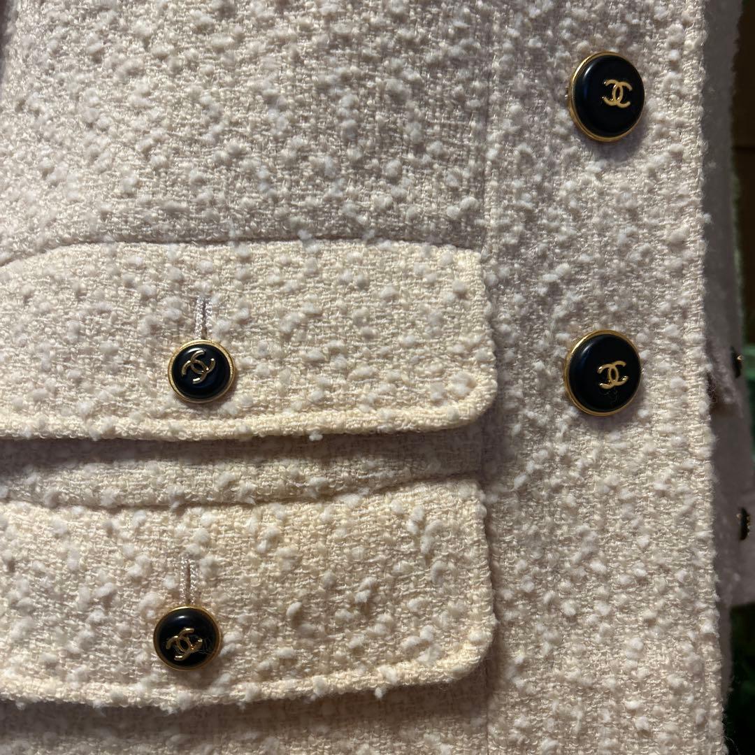 UUページ CHANELツィードテーラードジャケットロゴボタン