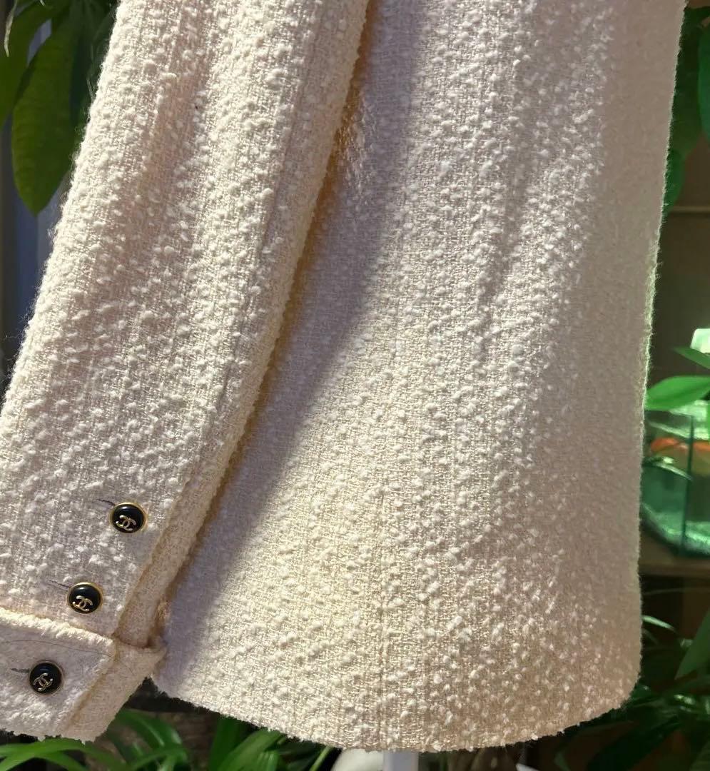 UUページ CHANELツィードテーラードジャケットロゴボタン