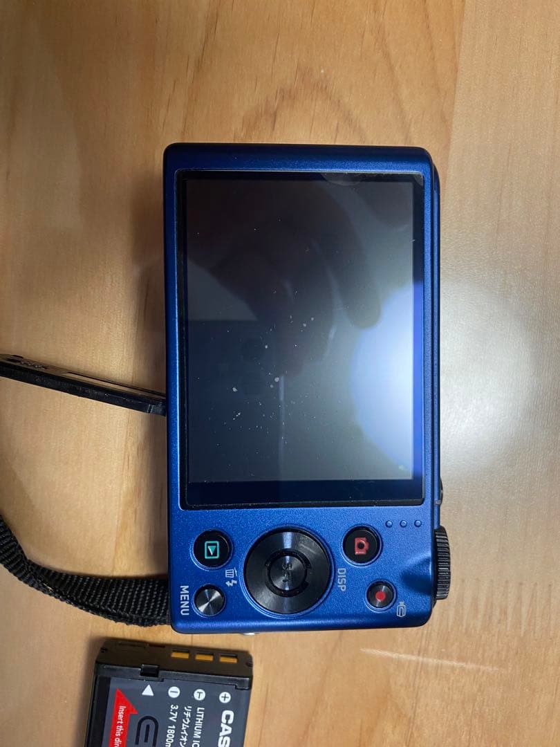 デジタルカメラ CASIO EXILIM EX-ZR200