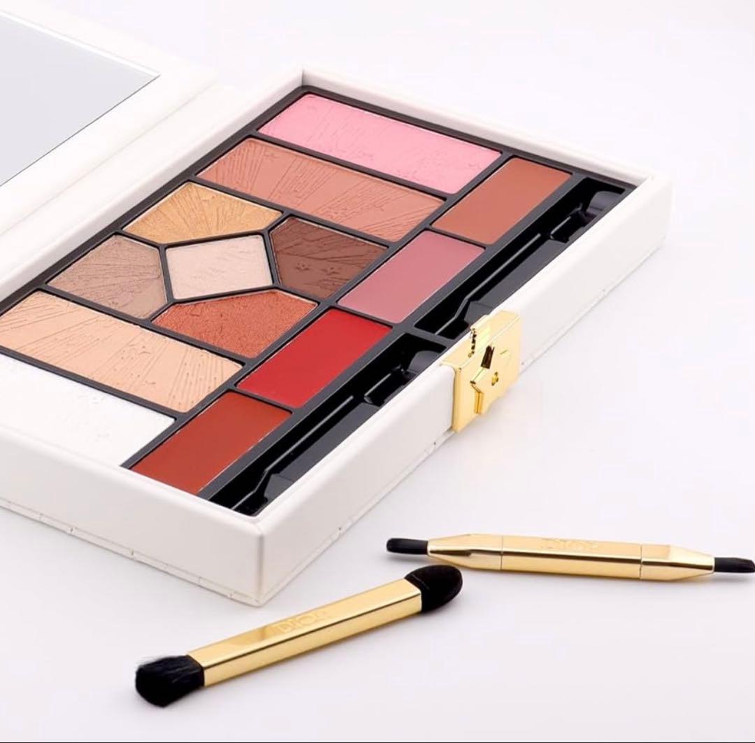 Diorディオール クチュールマルチユースパレット ホリデーコレクション2025