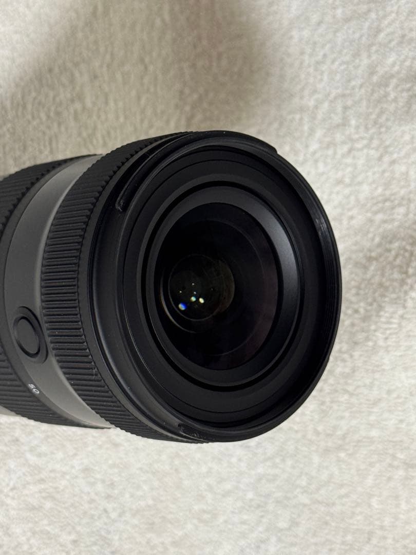 値下　ほぼ未使用 美品　TAMRON17-50mm F/4 Di III VXD