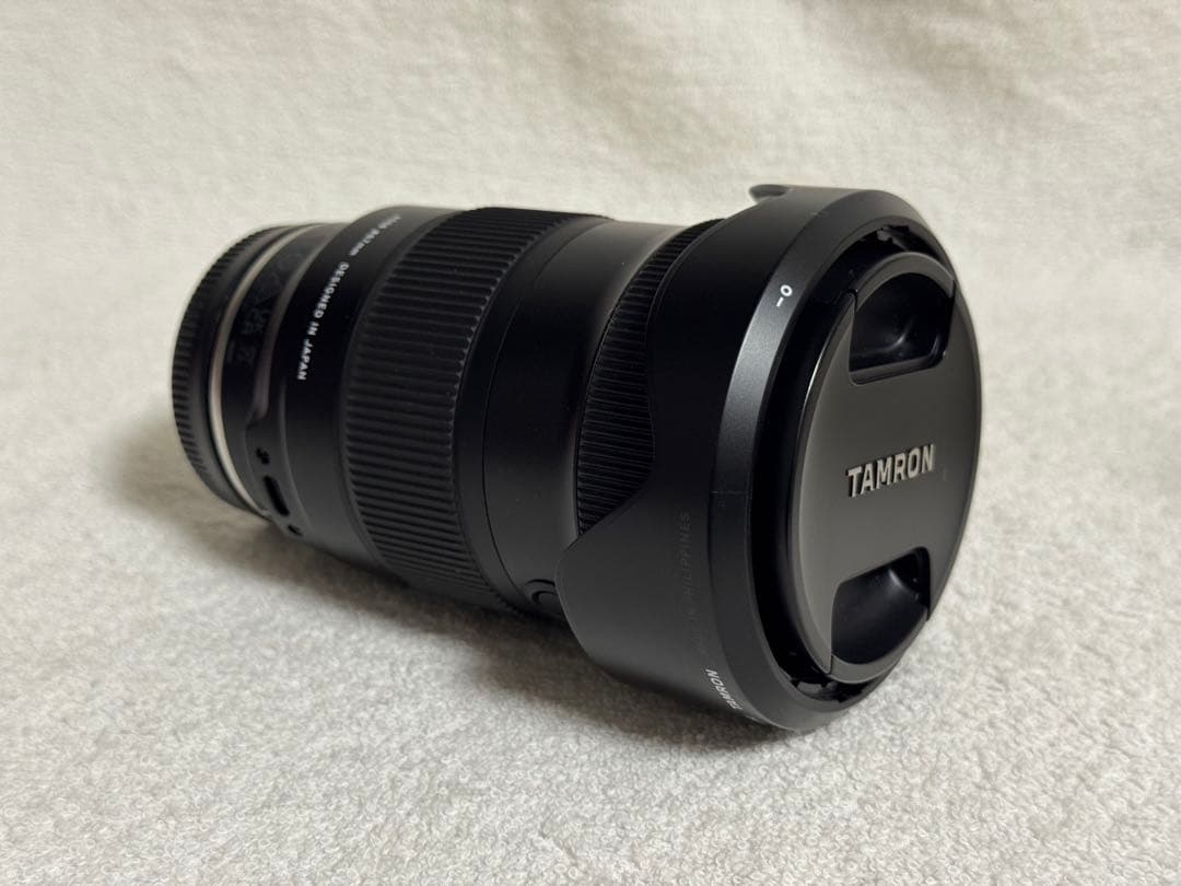 値下　ほぼ未使用 美品　TAMRON17-50mm F/4 Di III VXD