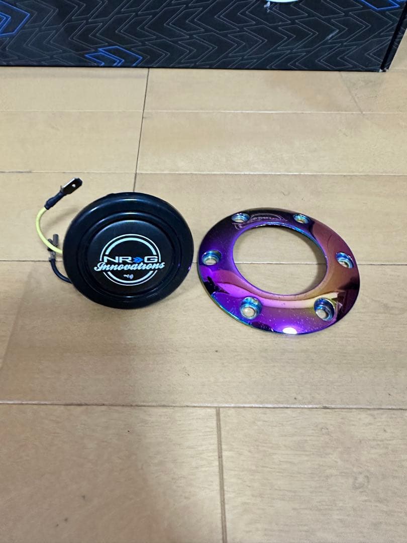 NRGステアリング ネオクローム レザーグリップ350mm