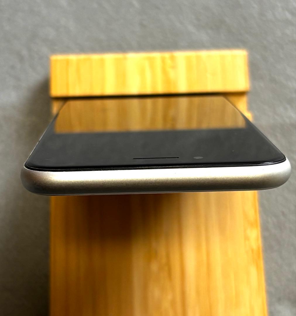 Apple iPhone SE 第2世代 中古品