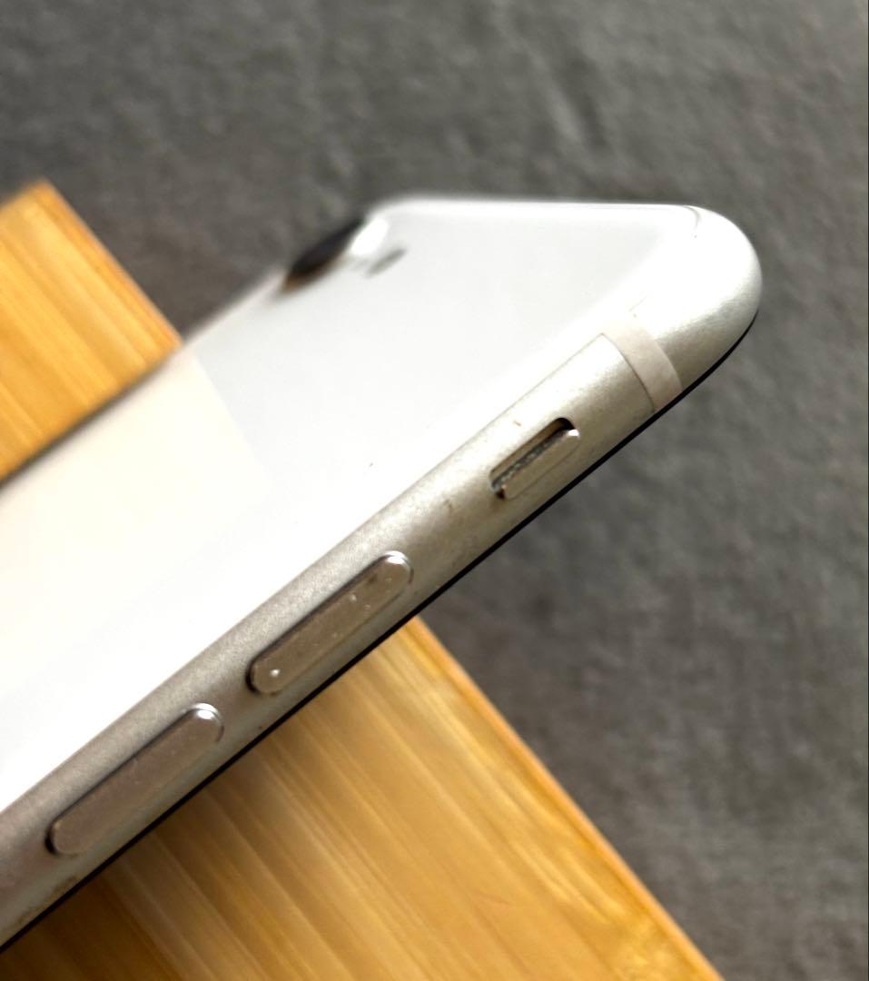 Apple iPhone SE 第2世代 中古品