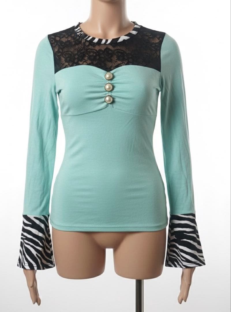 d.i.a. 背中開きトップス