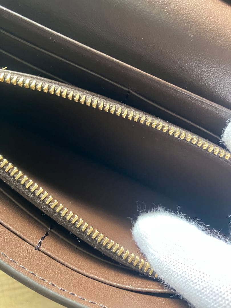 トッズ　パイソン　長財布