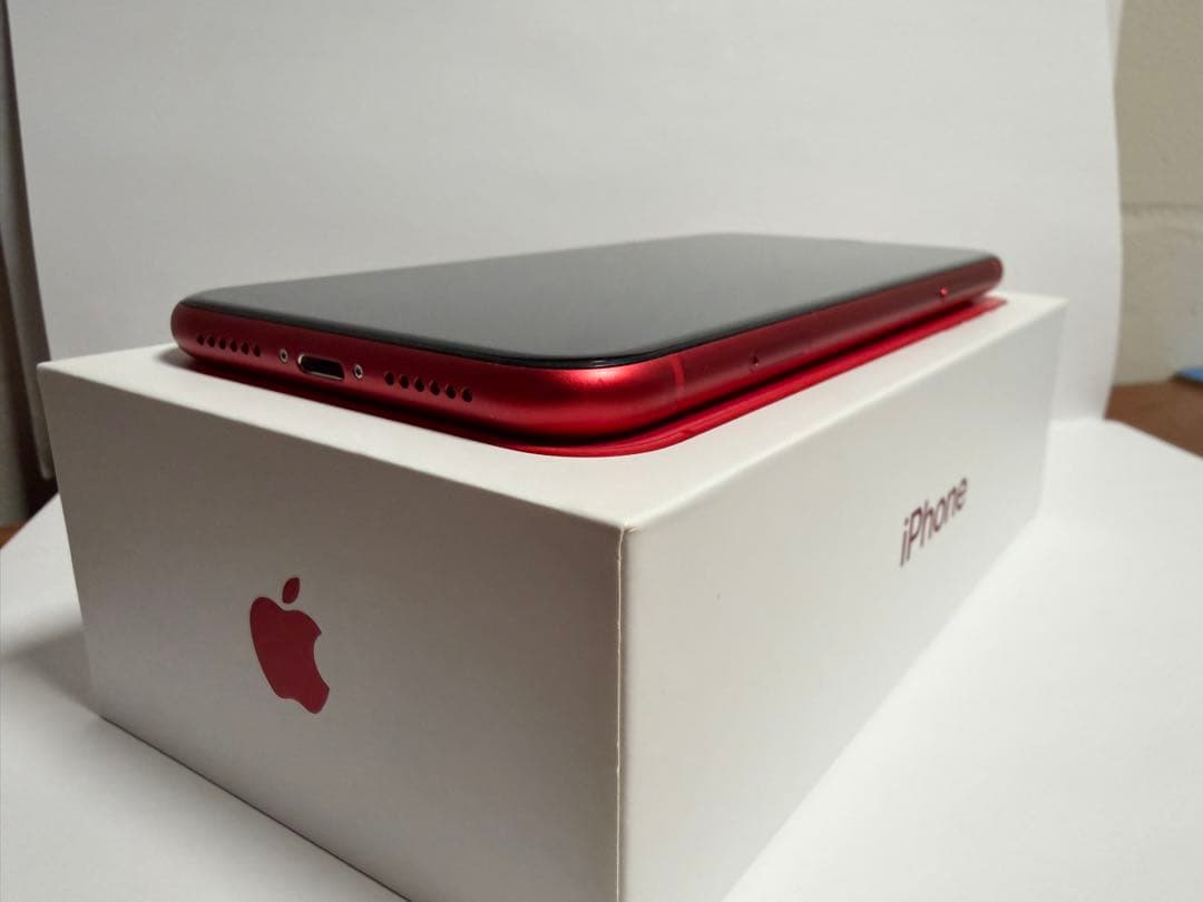 iPhone11 128GB レッド（付属品アリ）