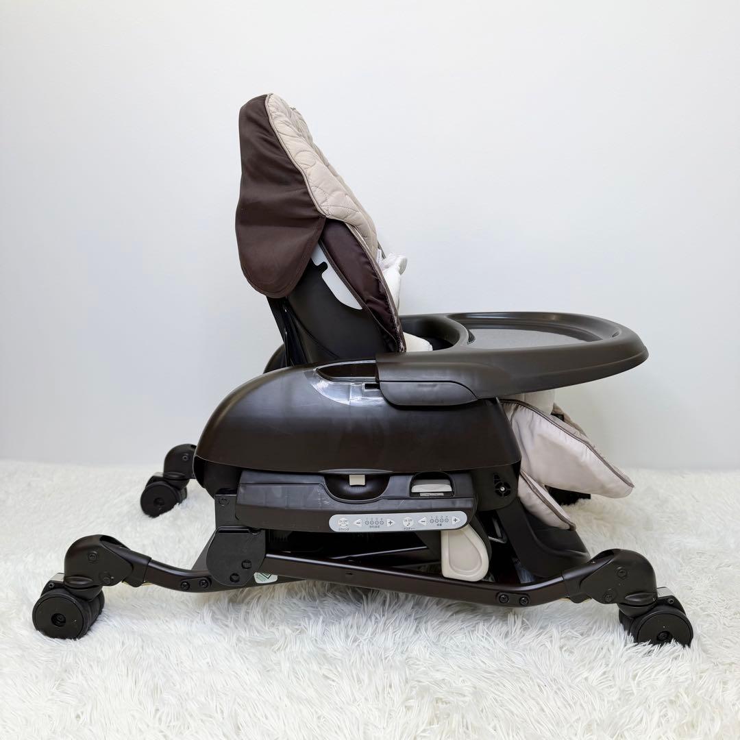 美品 Combi CWL ネムリラ AT ホワイトレーベル 電動 ハイローチェア