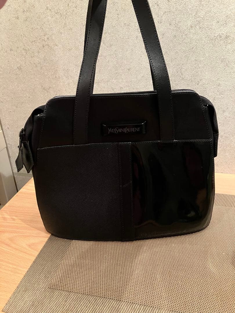 ⭐*️様 YSL ブラックハンドバッグ