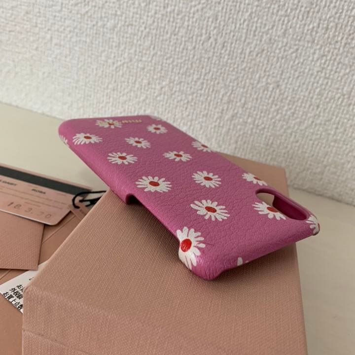 新品 miumiu ミュウミュウ iPhoneX 花柄 スマホケース