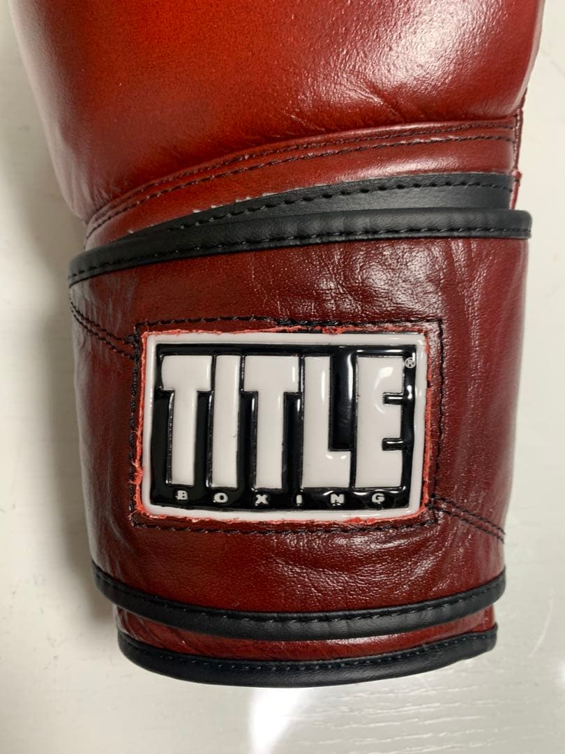 新品未使用TITLE ボクシンググローブ 赤 本革　16オンズ