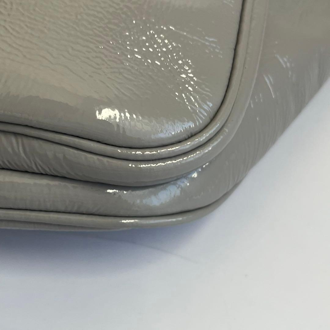 ✨未使用品✨　MARNI ウエストポーチ　パテント　エナメル　グレー　近年モデル