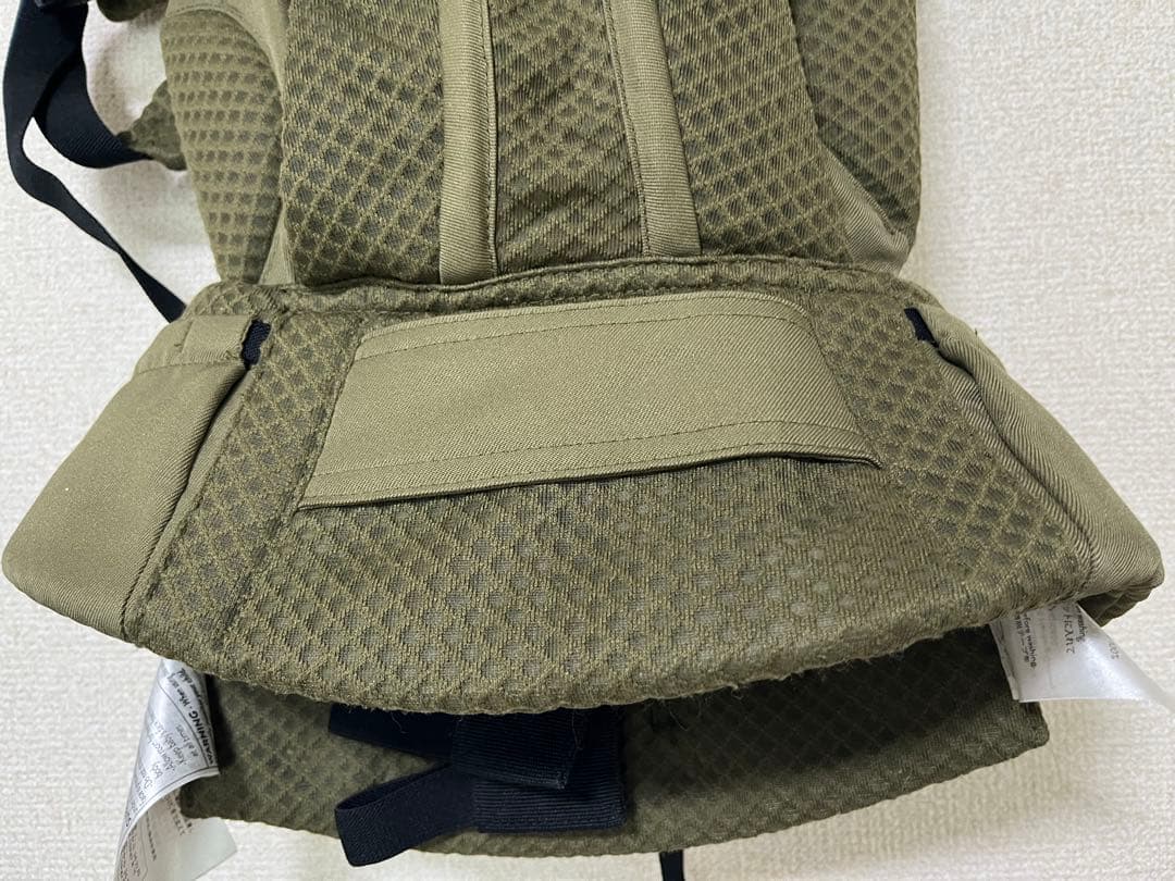 【美品】エルゴ オムニブリーズ カーキ 前向き