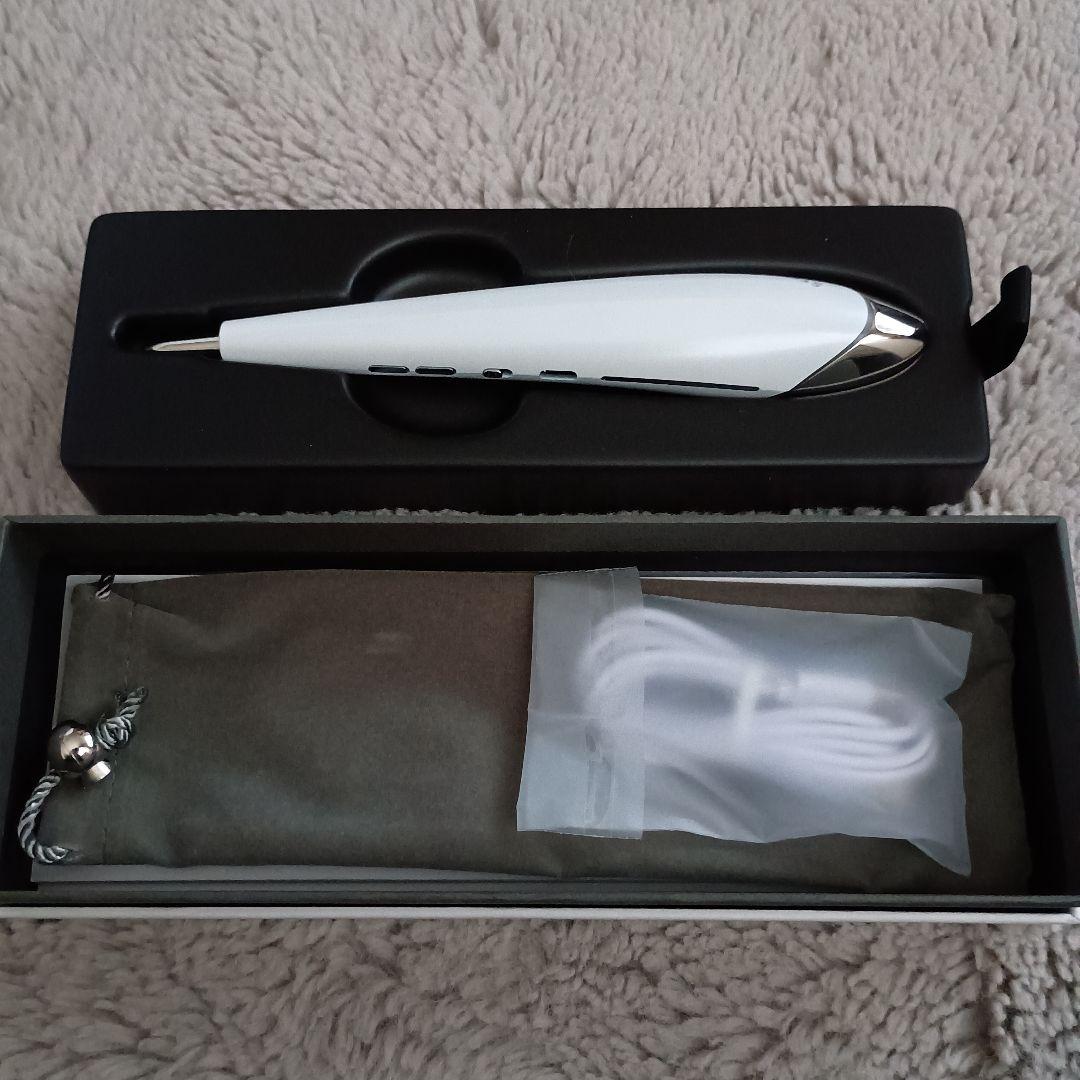 STELLA BEAUTE 美顔器 ホワイト