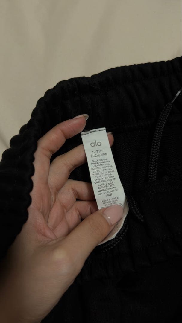 alo ブラック ジョガーパンツ　S size