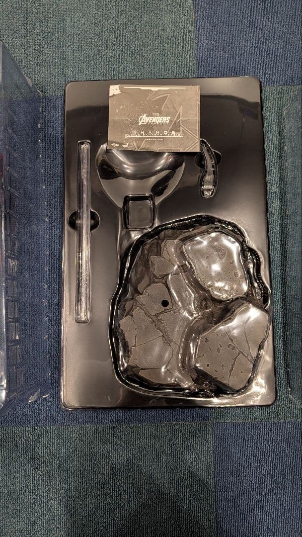 ト*す様 ホットトイズ サノス バトルダメージ版 アベンジャーズエンドゲーム M