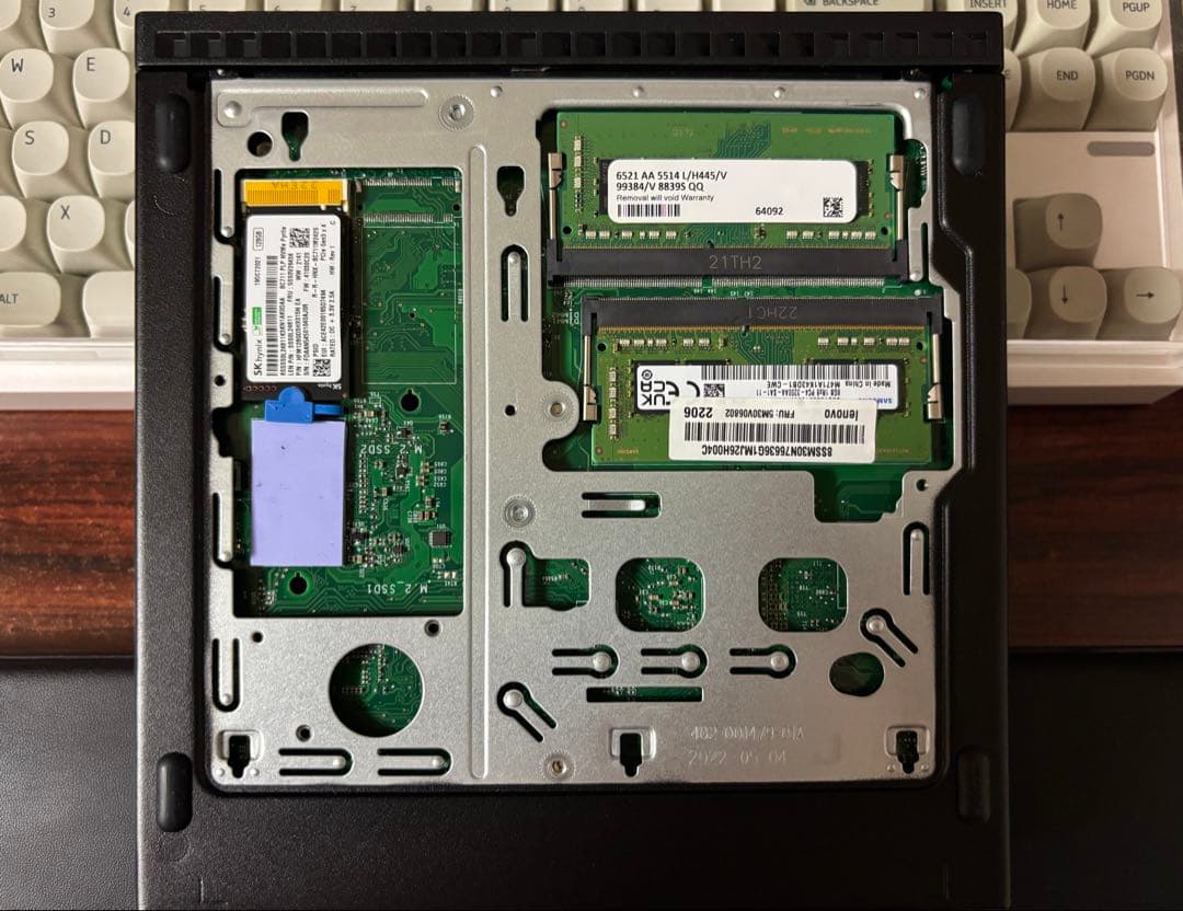 Lenovo ThinkCentre M75q Tiny Gen2 ミニPC