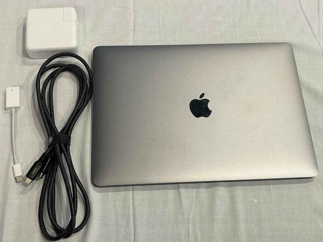 【美品】【最終値下げ】早い者勝ちM2 MacBook pro 2022 13