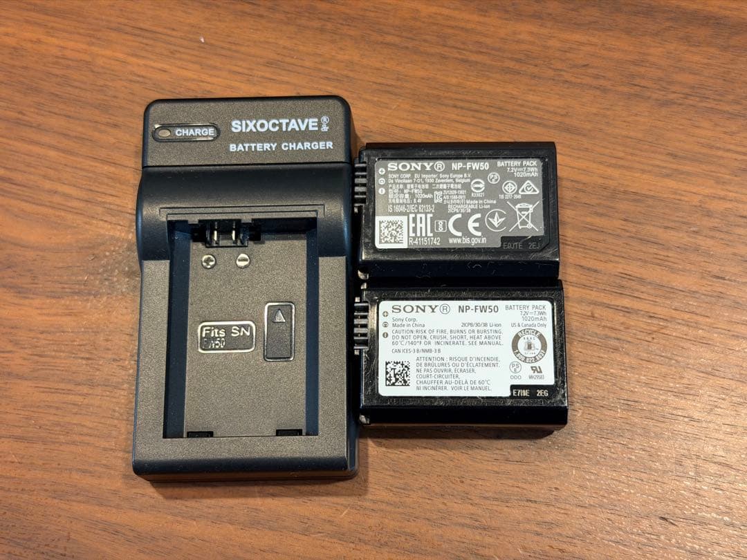 SONY α6000 ミラーレスカメラ ダブルズームキット SDカード付き