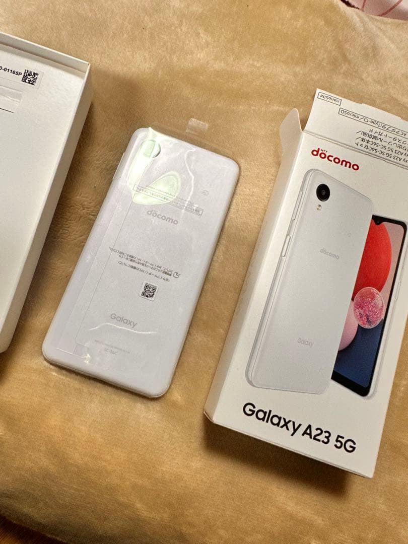 docomo Galaxy A23 5G ホワイト 本体