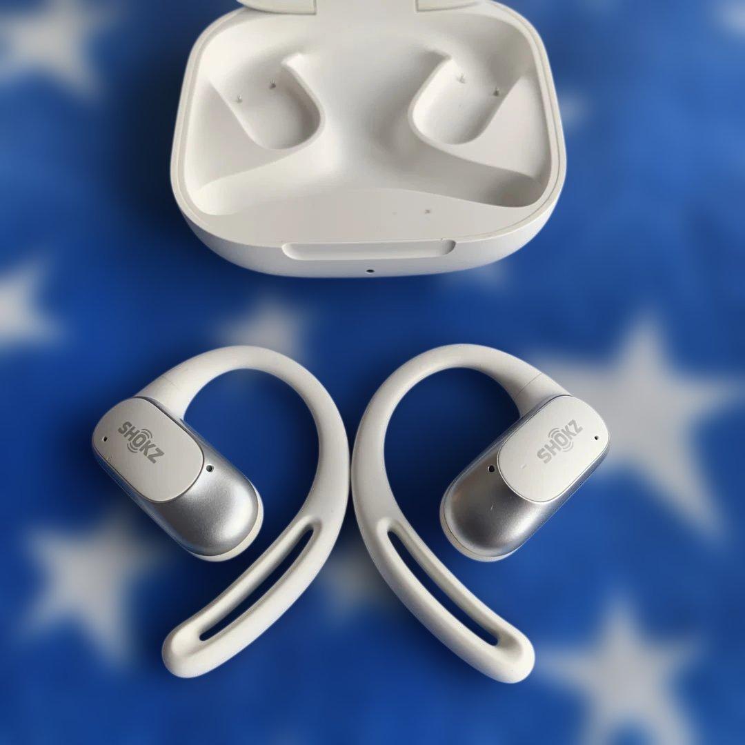 SHOKZ 骨伝導イヤホン ホワイト 充電ケース付き
