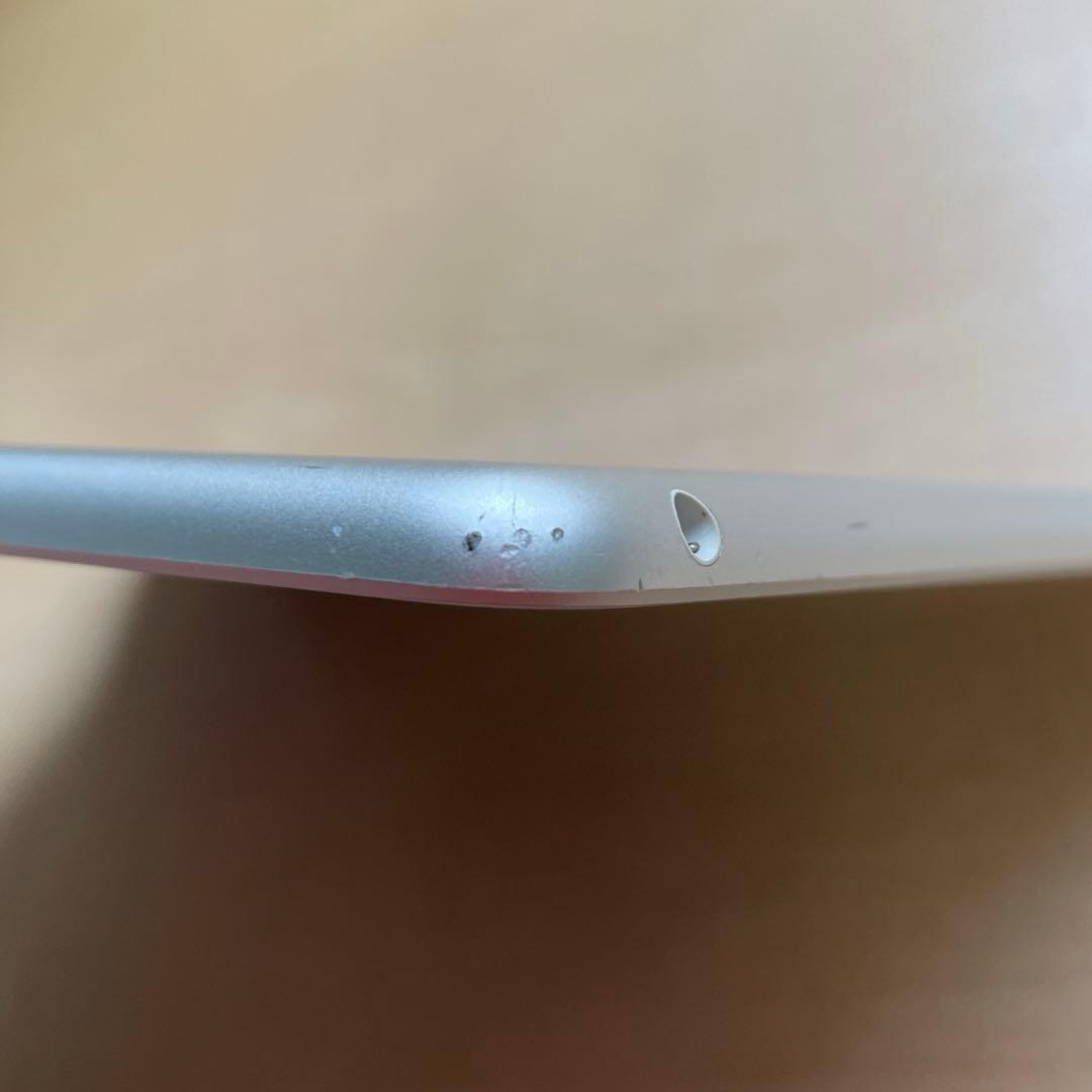 iPad 第6世代　A1893　Wi-Fiモデル　シルバー　32GB #6