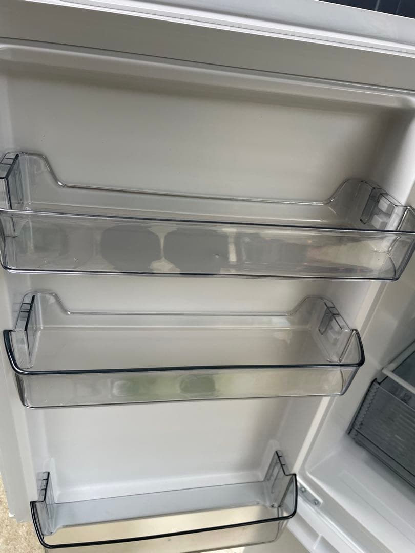 福岡市近郊限定　美品SHARP 冷蔵庫　2024年式　180L SJ D18K