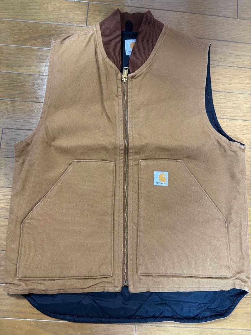 Carhartt ベスト　ダウンベスト　ブラウン　メキシコ製