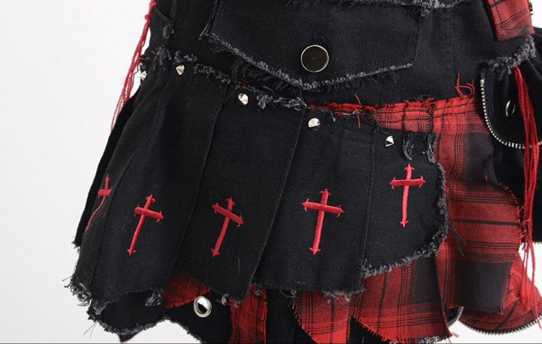 【Grrr the Lipper】ジップスカート～崩壊～【Black×Red】