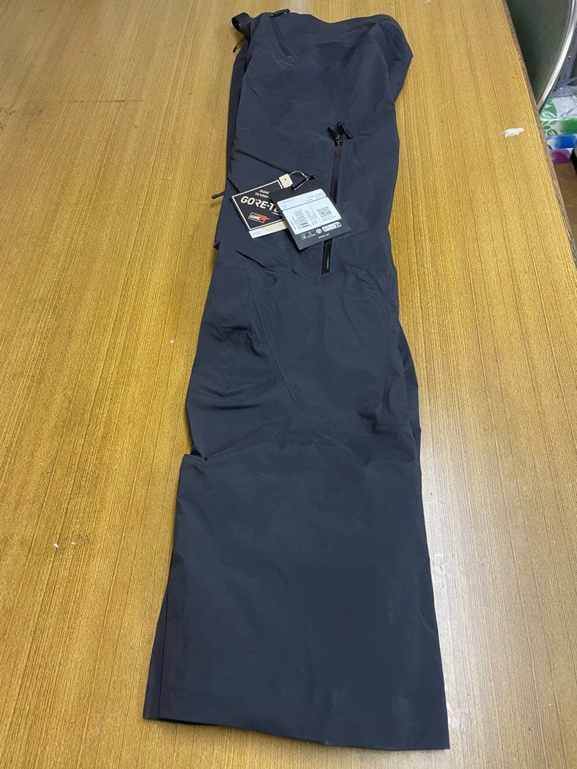 アークテリクス　RUSHラッシュBIBパンツ　L 未使用　最新arc’teryx