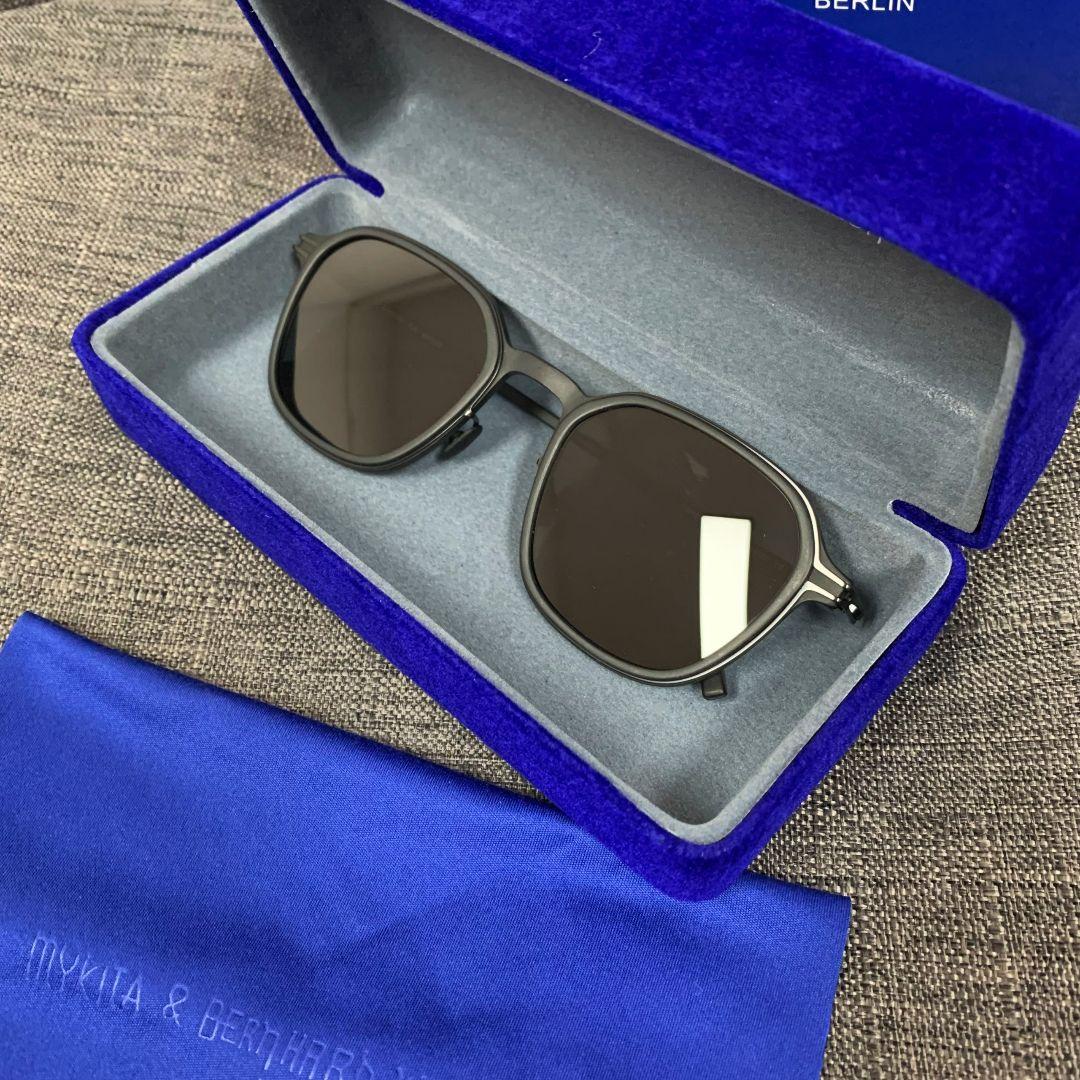 MYKITA オーバル型サングラス ブラック