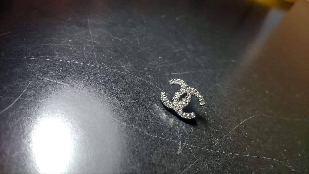 CHANEL ラインストーン装飾 ピアス(片耳用)