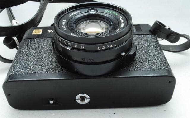 ☆★YASHICAカメラ★☆ヤシカ ELECTRO35 CC  ブラックケース付