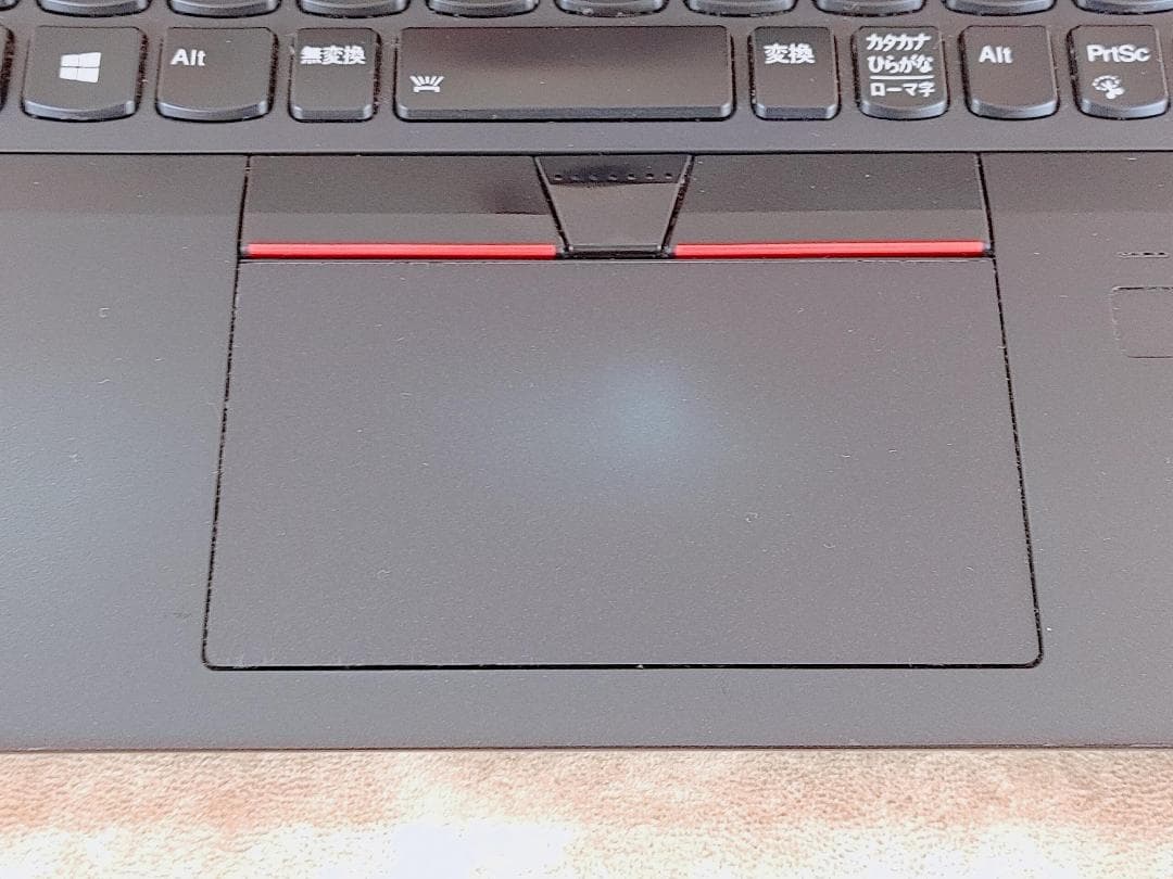 【ジャンク】ThinkPad X280 Core i7、天板ひび割れ