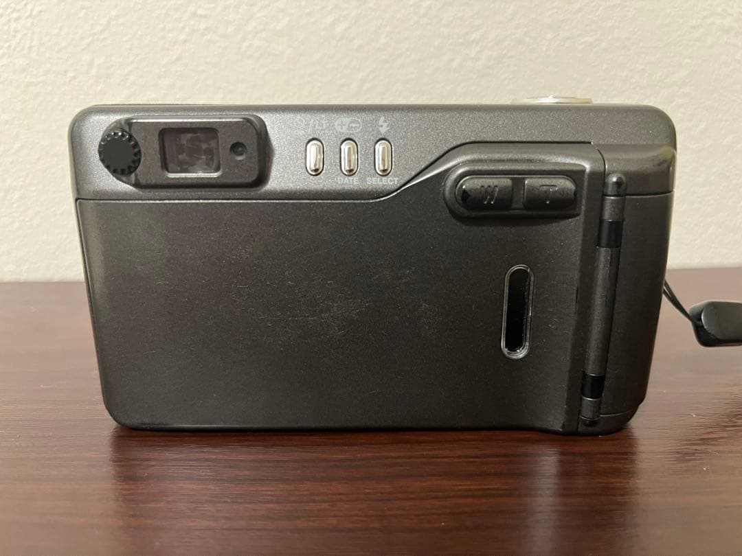 フィルムカメラ KYOCERA YASHICA T4 zoom