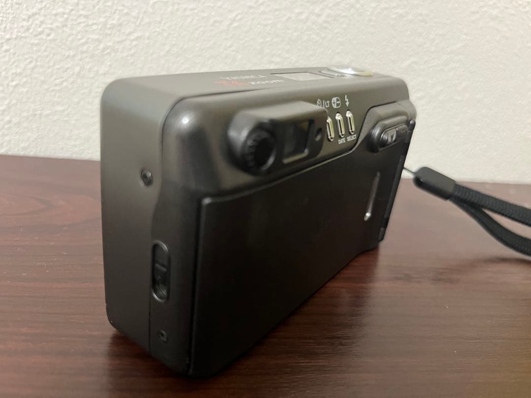 フィルムカメラ KYOCERA YASHICA T4 zoom