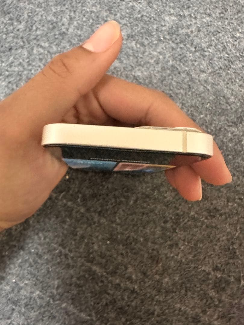 iPhone 13 mini 128GB 販売中（日本語）