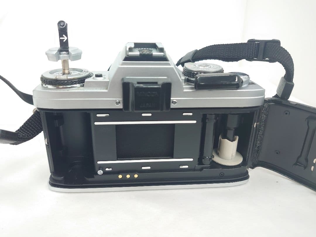 MINOLTA X-700 シルバー フィルムカメラ MD 35‐70mm付き